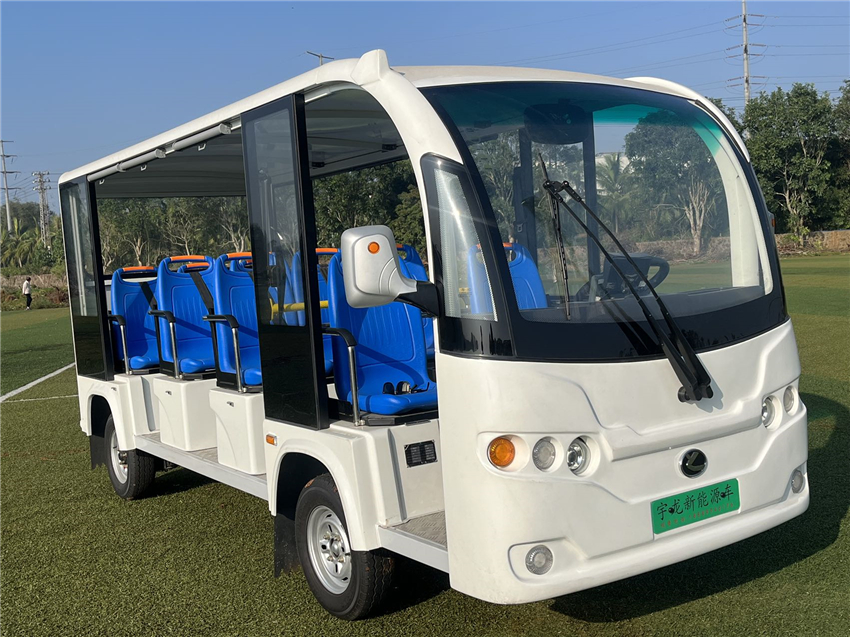 11座观光车