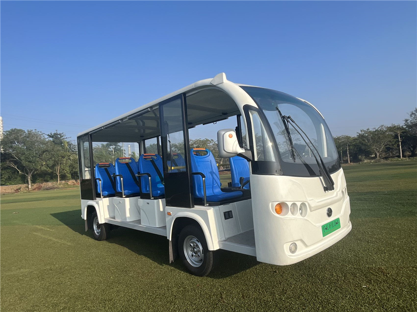 11座观光车