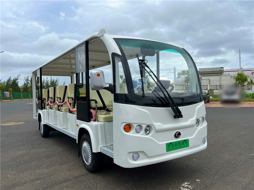 17座观光车